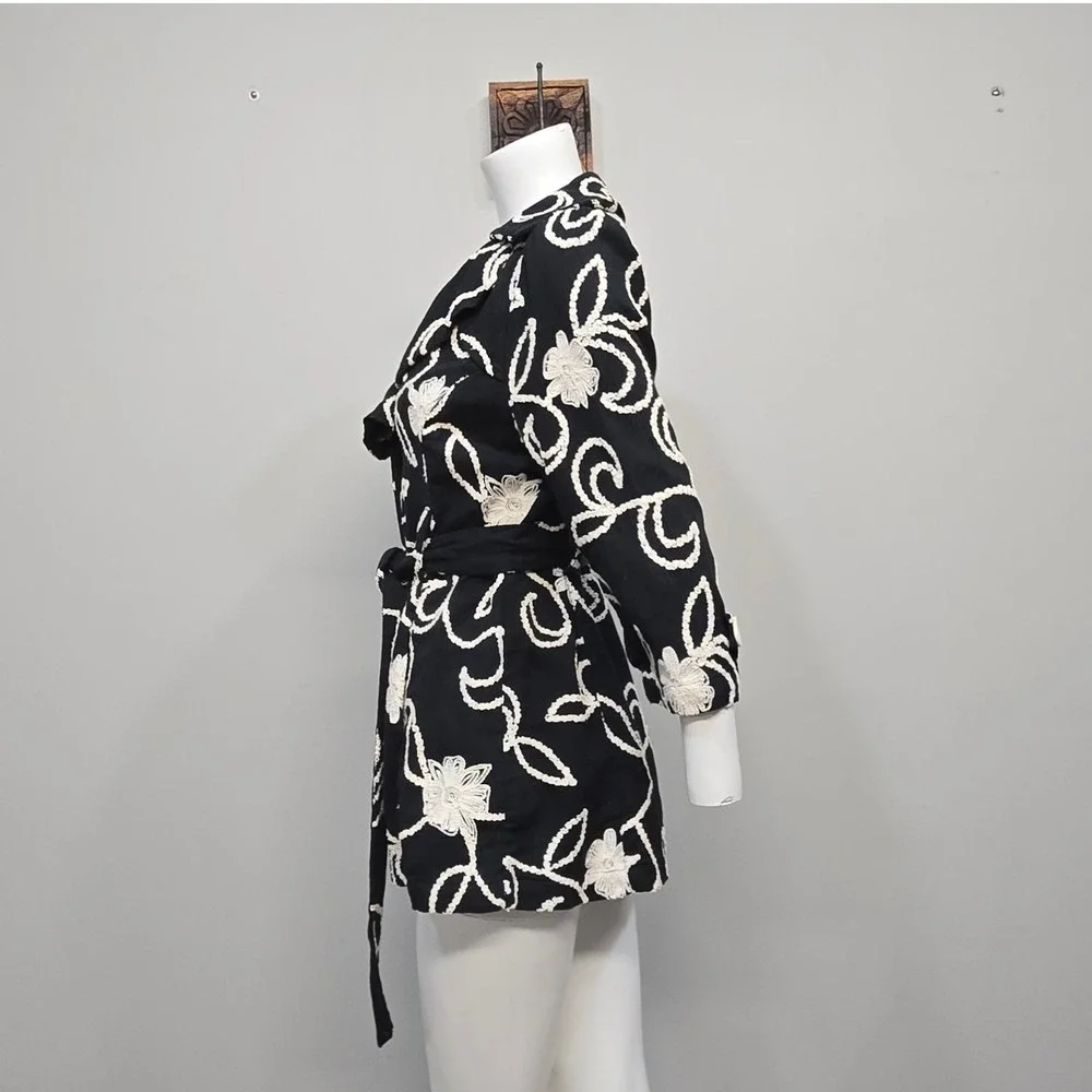 Ark & Co Jacket Medium Floral Embroidery Statement Romantic Whimsigoth Boho Chic
